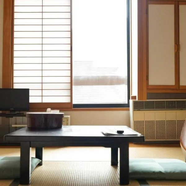 Nakanoyu Onsen Ryokan - Vacation STAY 15670v，位于松本的酒店
