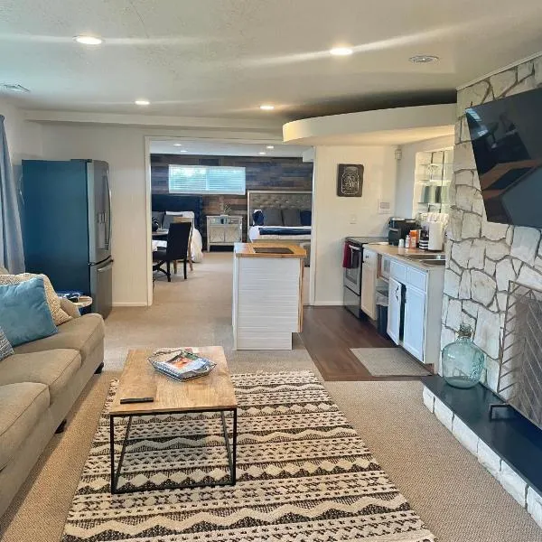 City light views getaway close to top ski resorts, ξενοδοχείο στο Σολτ Λέικ Σίτι