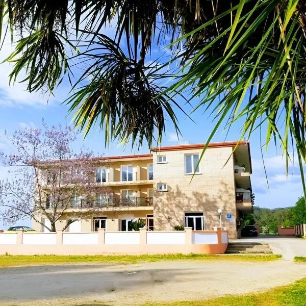 Hotel Campestre Chamuiñas, hotel em Sanxenxo