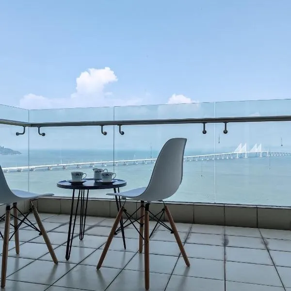 Invincible Seaview Vacation Condo 3R3B 8Pax, hotel din Bayan Lepas