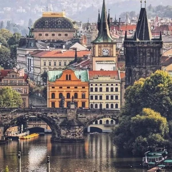Hotel Karlin, hotel v Praze