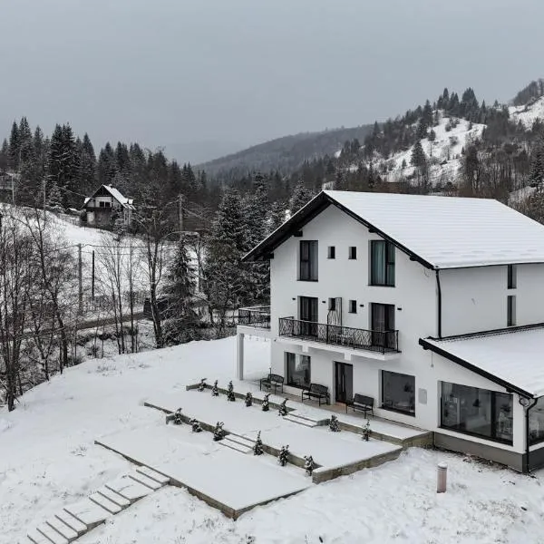 Pensiunea WhiteRiver, hotel em Câmpulung Moldovenesc