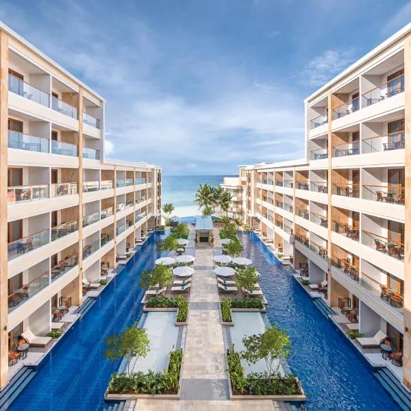 Henann Premier Coast Resort, hotel di Panglao