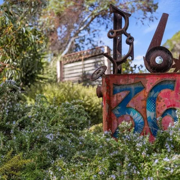 Honeysuckle Studio, hotel in Cowes