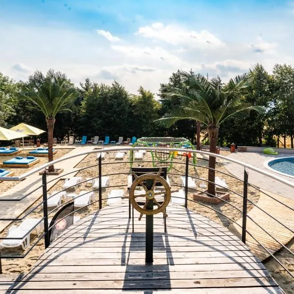 Chaty - Resort AQUA MARIA, hotel in Veľaty