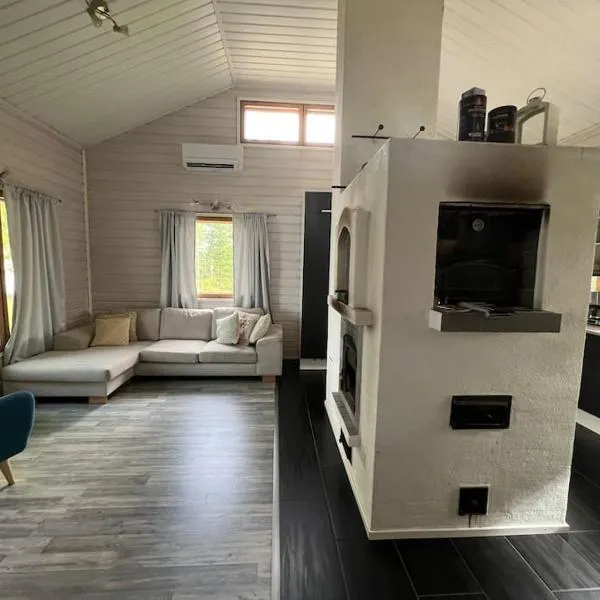 Käpälämäki puhtaan veden äärellä omassa rauhassa、Enonkoskiのホテル