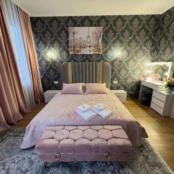Emerald Apartament, hotel in Chernivtsi