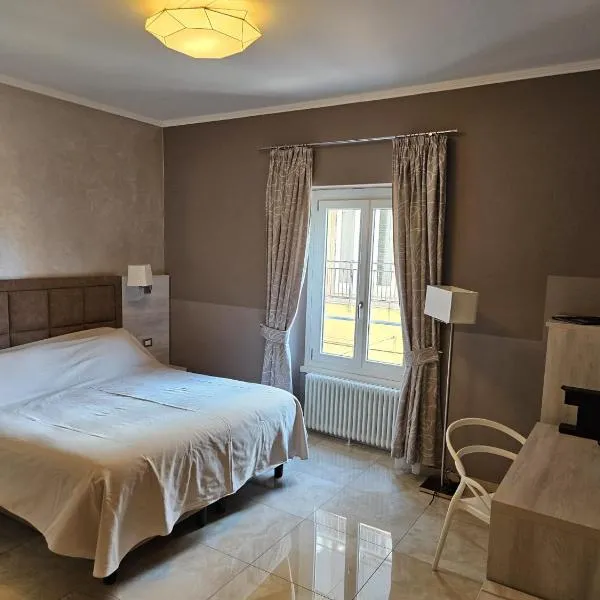 PRIMA FILA DUE Pemium Guest House, hotel u Sanremu