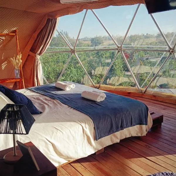 Entre racimos, glamping entre viñedos en bodega, hotel in Ciudad Lujan de Cuyo