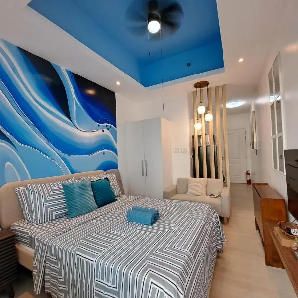 Hailey's Crib @ Azure North, hotel in San Fernando