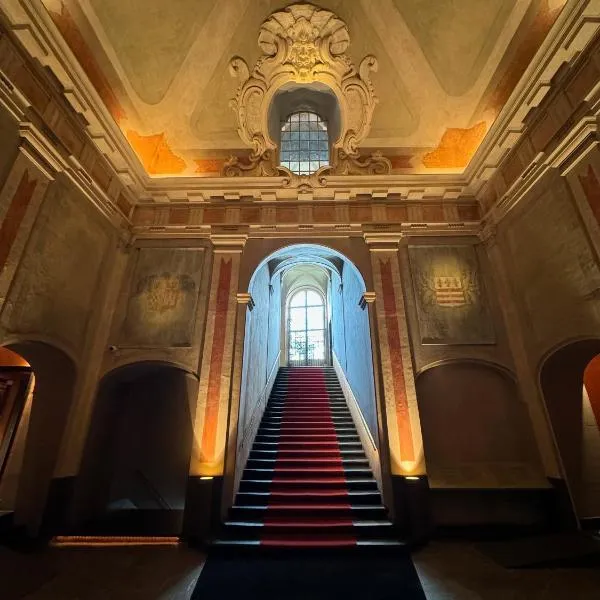 Hotel Palazzo Durazzo Suites, hotel v Janově