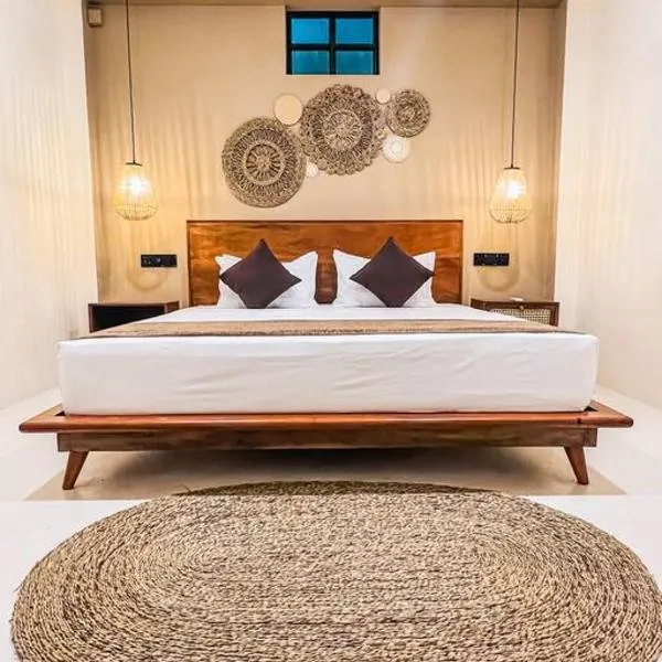 The Neylipz - Fully Air Conditioned 3 bedroom Apartment, ξενοδοχείο σε Weligama