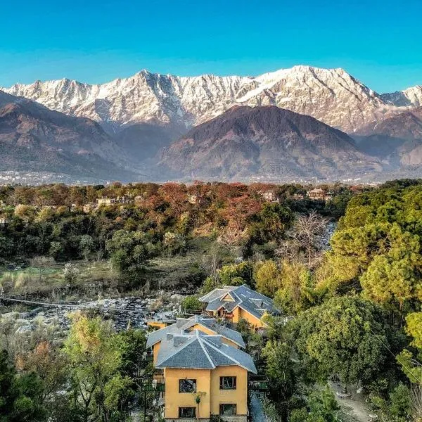 Prakriti Aalay - Riverside Mountain View Boutique Eco Resort, hotel in Dharamshala