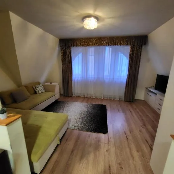 WW House 2、デブレツェンのホテル