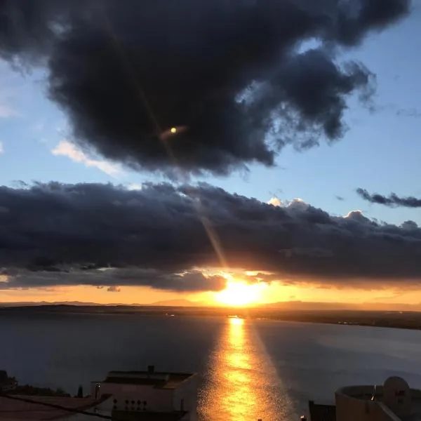 Las mejores puestas de sol, hotel in Roses