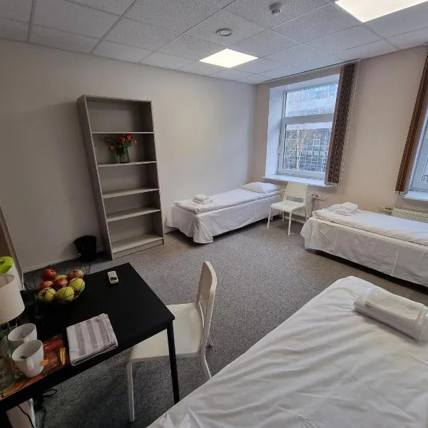 Room near City Center Harbour, hôtel à Tallinn