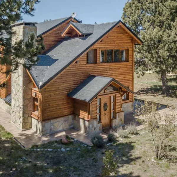 Casa en Bosque de Pinos, hotel in San Carlos de Bariloche