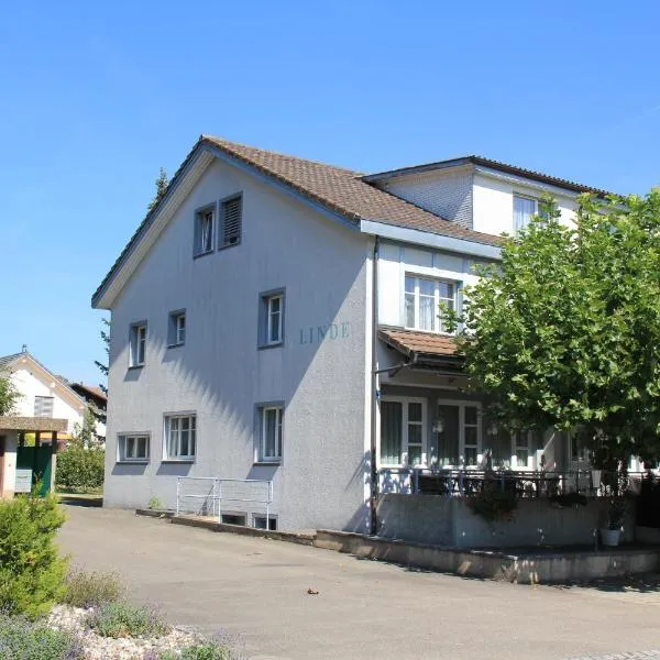 Hotel Linde, hótel í Dettighofen