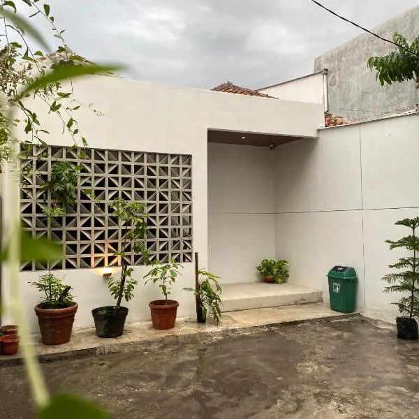 Sare Living Homestay, hotel i Yogyakarta