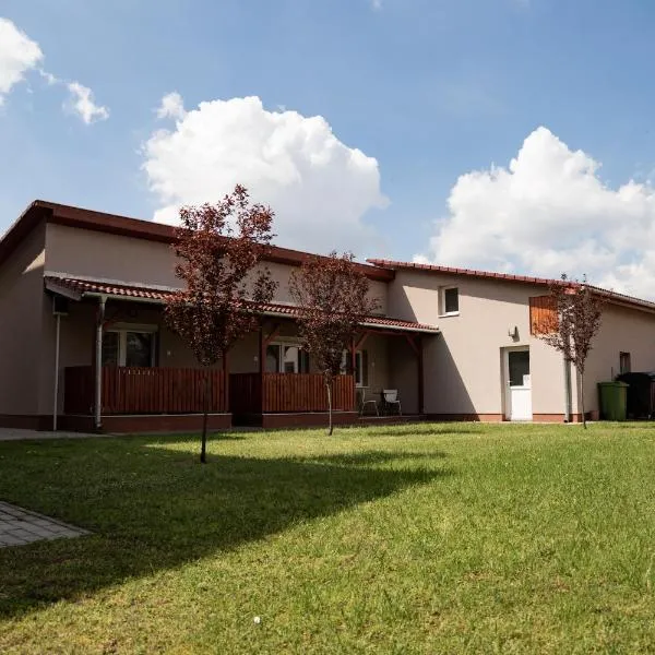 Farkas Villa Apartmanok, hotell sihtkohas Mórahalom