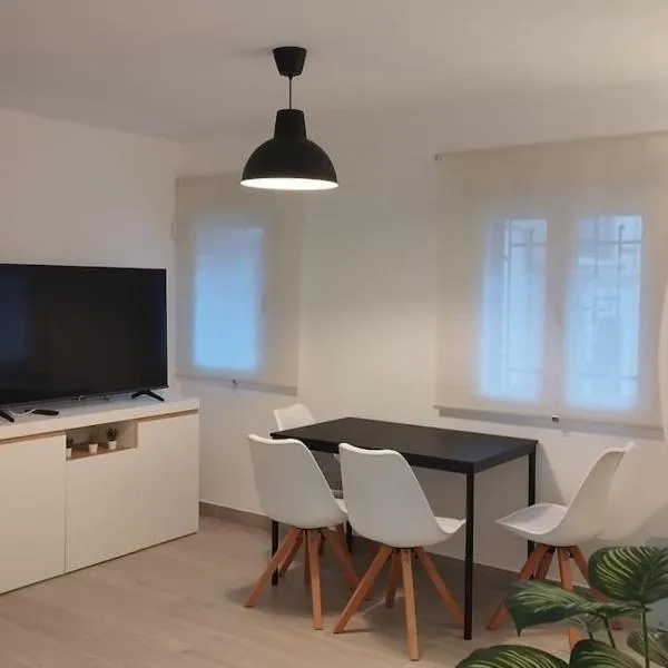 Apartamento moderno a 1km de Granada, khách sạn ở Granada