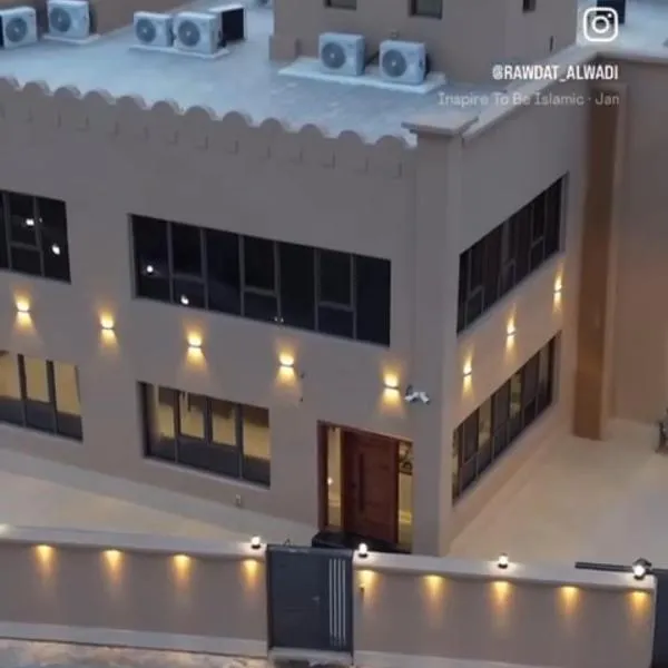 استراحة روضة الوادي - Rawdat Al Wadi House, hotel in Nizwa