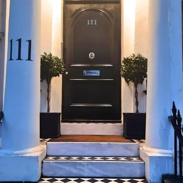 Notting Hill - The One One One!!! -3-, hotel in London