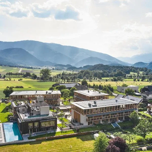 Falkensteiner Hotel Kronplatz - The Leading Hotels of the World, hotel a Brunico