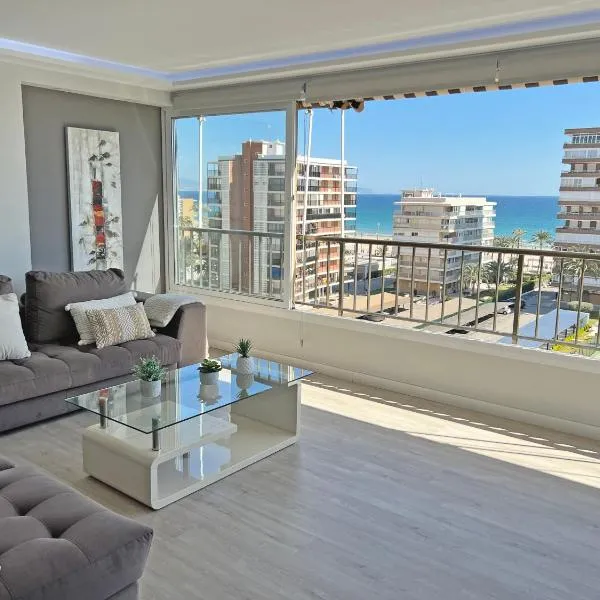 Lujo en la playa. Parking Gratis, hotell i Alicante