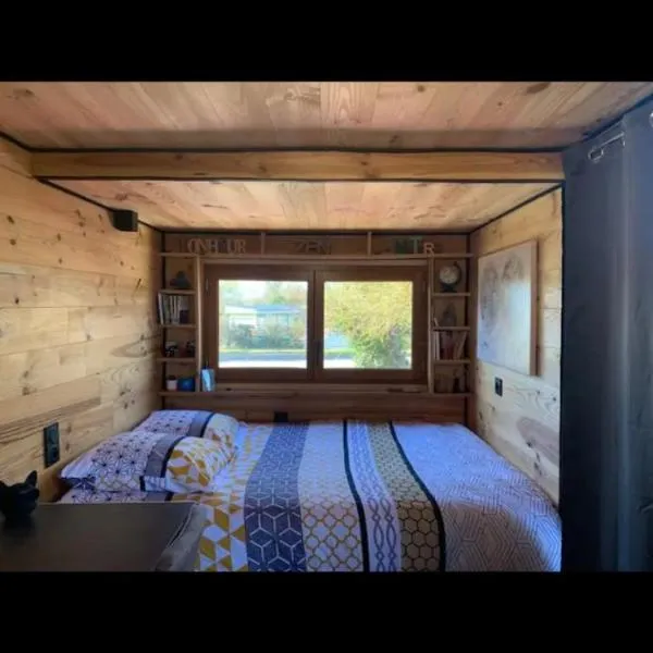 La Tiny House, hotel in Ardres