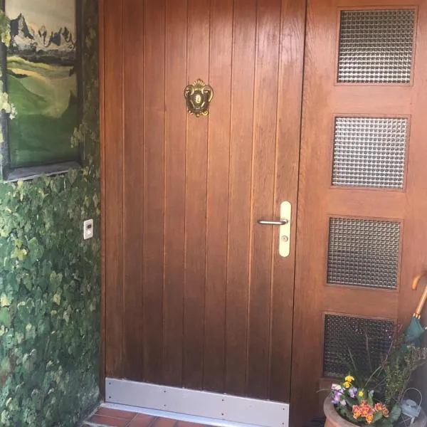 Gemütliches Zimmer mit eigenem Bad, hotel di Worb