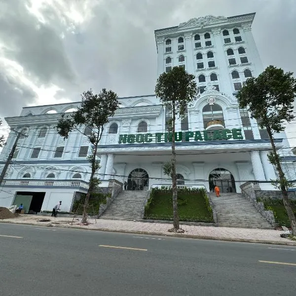 Ngoc Thu Palace, hotel in Soc Trang