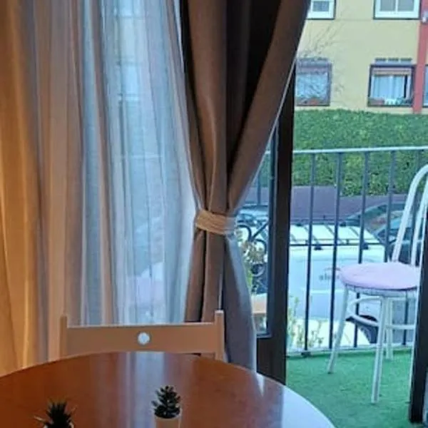 Apartamento Turístico Zaragoza, hotel en Zaragoza