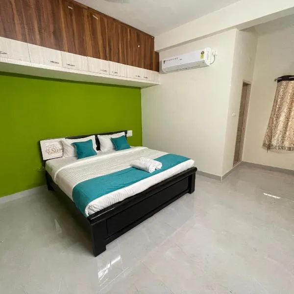 Sun Home Stays - Spacious Rooms - New Property - Pleasant Location, Hotel in Tirupati
