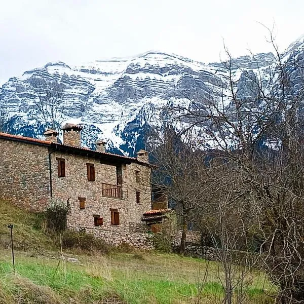 Cal Sansa, hotel in Cava