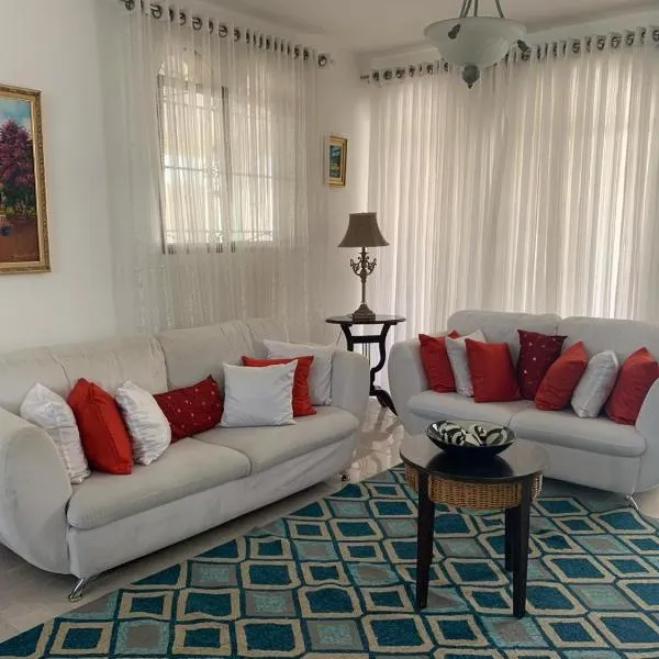 Residencia Katya, hotel en La Romana