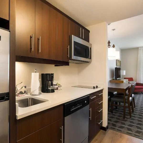 TownePlace Suites by Marriott San Mateo Foster City, ξενοδοχείο σε Foster City
