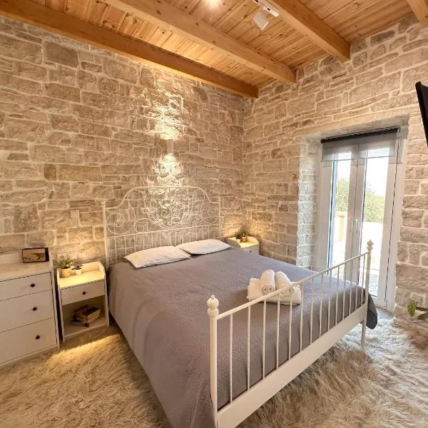 Nafsika's Cottage - Magazia Paxos, hótel í Manesátika