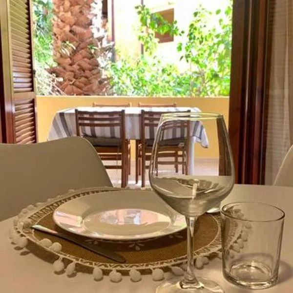 NEST HOUSE - ESCLUSIVO APPARTAMENTO Marina di Olbia- MATER OLBIA - Beaches - close to the Airport - PRIVATE PARKING- Full comforts -, hotel v destinaci Olbia