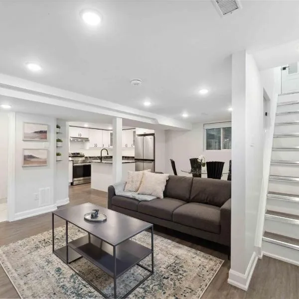 Modern 3BR Suites, viešbutis Otavoje