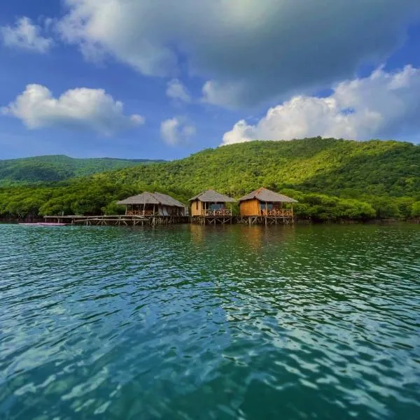 Floating Paradise, ξενοδοχείο σε Karimunjawa