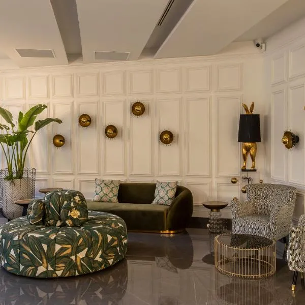 Hotel Las Tres Campanas, khách sạn ở Badajoz