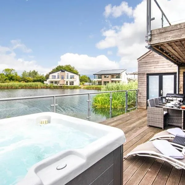 Waters Edge 04, Waterside Lodge P, ξενοδοχείο σε South Cerney