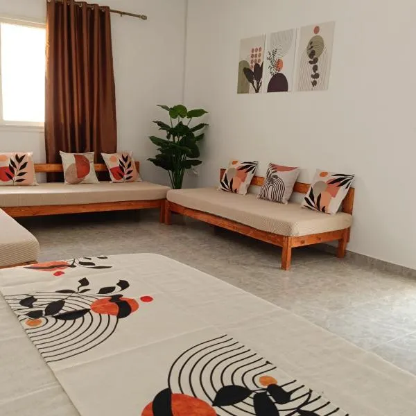 Sawsen Ghar el melh, hotel di Ghār al Milḩ