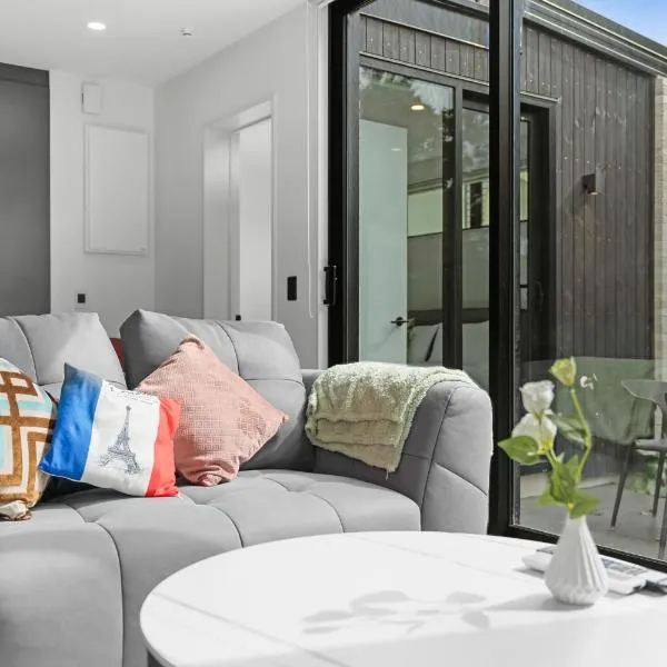 Deluxe Downtown Residence 3 Bed 3 Bath, hotel in Christchurch