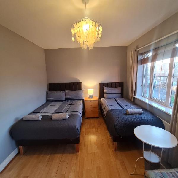4 Cosy Bedrooms near Airport & City, Dublín