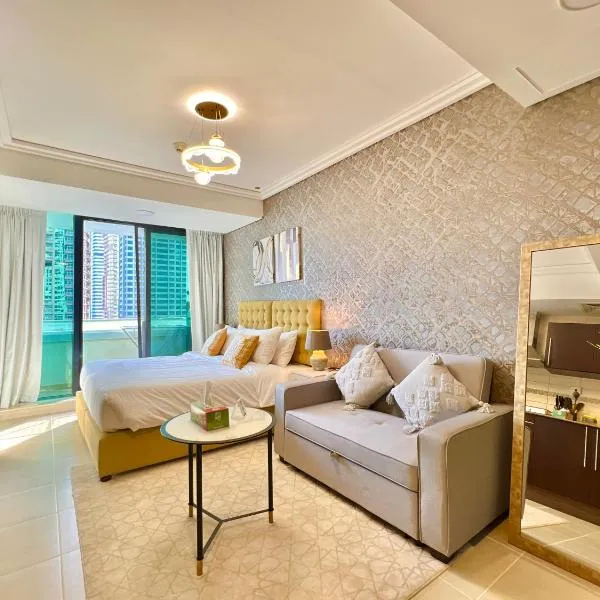 Cosmos Living Cozy Studio GCV2, hotel in Dubai
