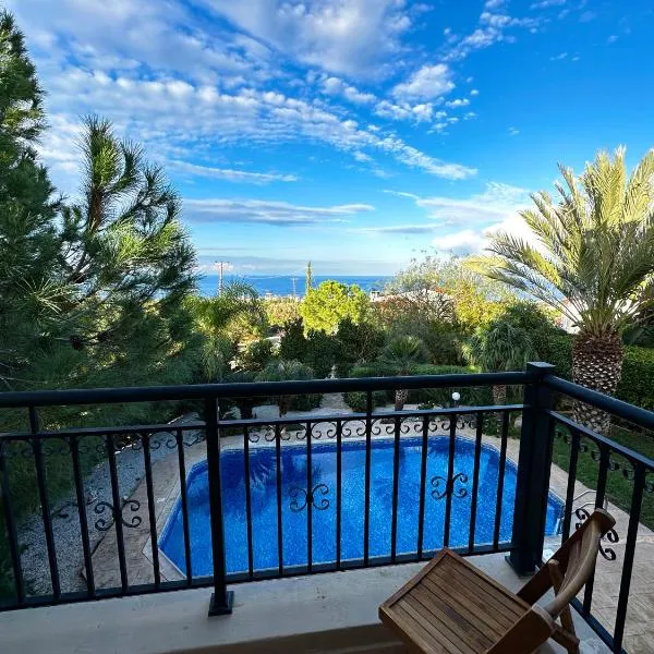 Seaview Villa Daria,位于Neo Chorio的酒店