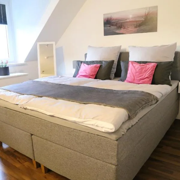 Vaubanstudio historischer Soutyhof, hotel v destinaci Saarlouis