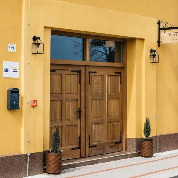 Pansion Mihića dvori, hotel in Babina Greda